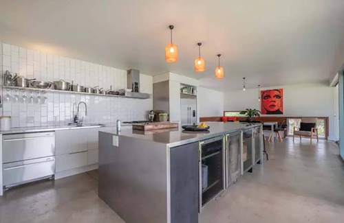 Bogangar Casa | The Ultimate Beach House - Magnesium pool, close to beach and shops