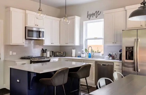 Holly Casa | The ultimate East Side sanctuary