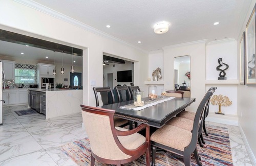 Bayshore Gardens Casa | The Ultimate Escape - Bradenton, Florida