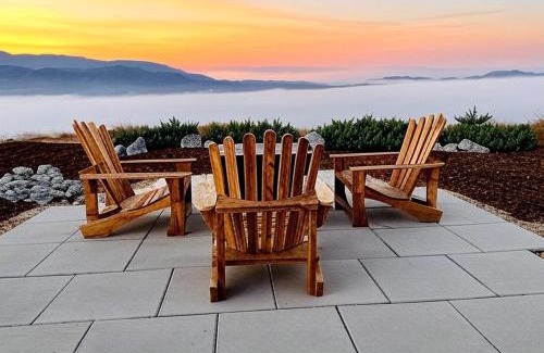 Temecula Casa | The Ultimate Winery Getaway - Hilltop Haven