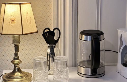 College Hill Apartamento | The Underwood-Hale House