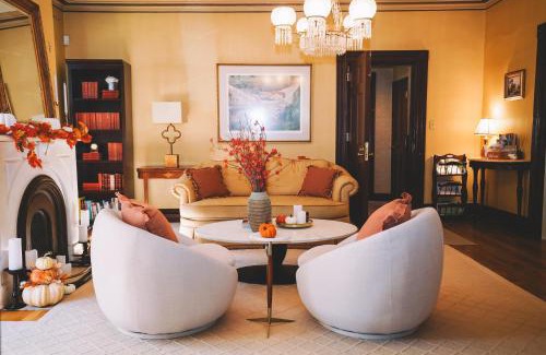 College Hill Casa | The Underwood-Hale House