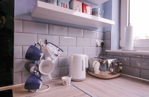 Clacton-on-Sea Cabaña | THE UPPER CIRCLE, pet friendly in Clacton-On-Sea