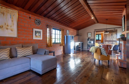 Cacia Cabaña | La Cámara Alta - Vale da Silva Villas