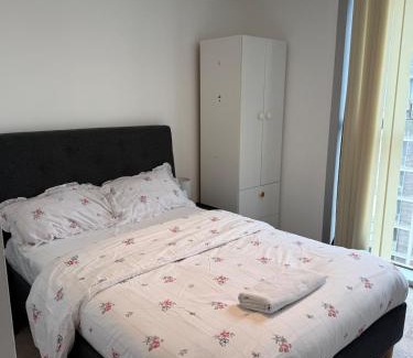 Central Milton Keynes Casa | The urban corner MK