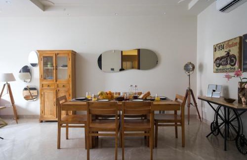 Green Park Apartamento | The Urban Perch 3bhk Apartment with lift in South Delhi closest to India gate