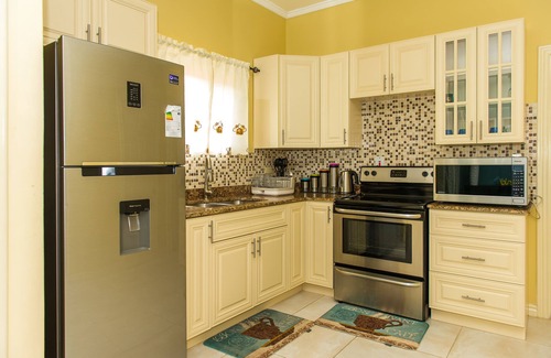 Beverly Hills Apartamento | The US Embassy Luxury Apartment
