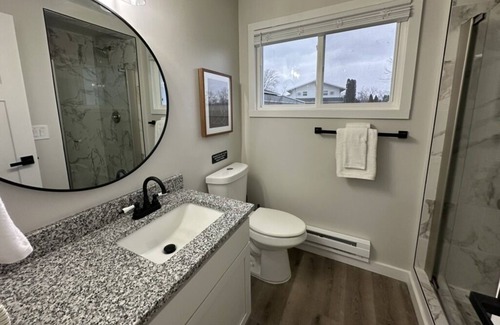 Fruitport Apartamento | The Getaway on Spring Lake! Unit 1 - 1 bedrm - 1 bath - NEW - Lake property