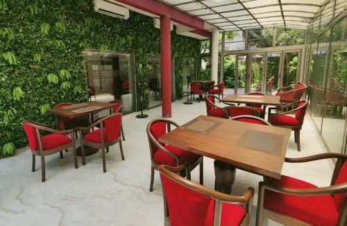 Jogeshwari East Cama Y Desayuno | The V Sadan