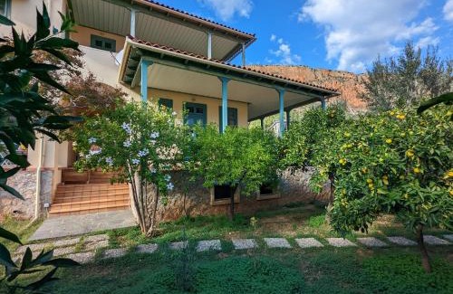 Leonidio Apartamento | The Valkyries 3