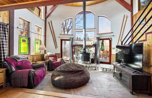 Green Valley Lake Casa | The Valley's Cabin