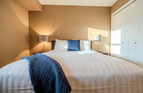 East Kootenay Apartamento | The Valley View Haven - Pool, Patio, BBQ