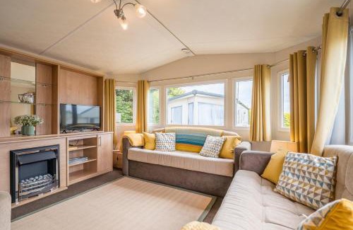 Pakefield Casa | The Vansion, Pakefield