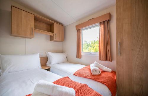 Pakefield Casa | The Vansion, Pakefield