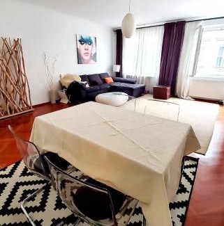 Alservorstadt Apartamento | The Vast Core