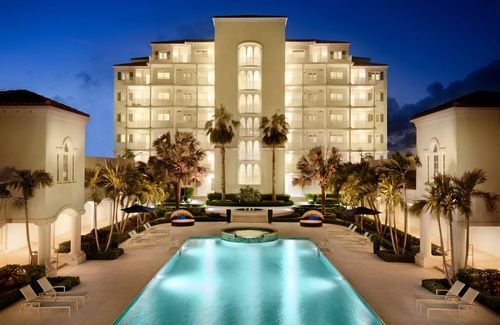 Grace Bay Apartamento | The Venetian on Grace Bay