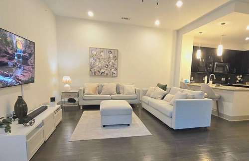 Richardson Apartamento | The Verdant Stay: Your Ideal long-term stay