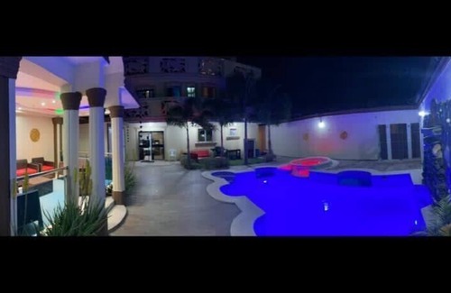 Prado Oriental Casa | the versace villa