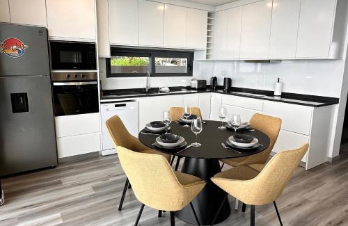 Arco da Calheta Apartamento | The Vibe Madeira Apartment 2