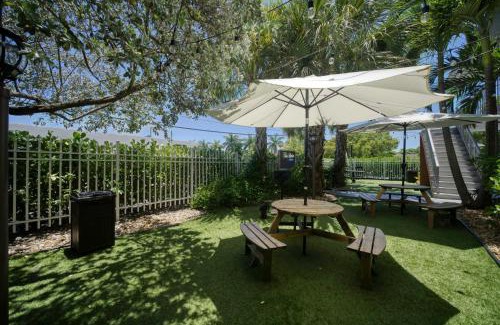Central Oakland Park Apartamento | The Victor Apartments By Lowkl