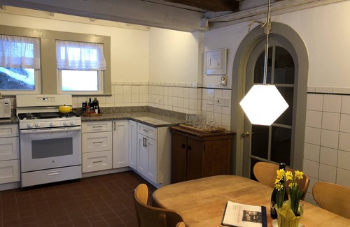 Millrift Casa | The Victorian at Bluestone Falls