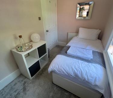 Surbiton Hill Casa | The Victorian Rooms