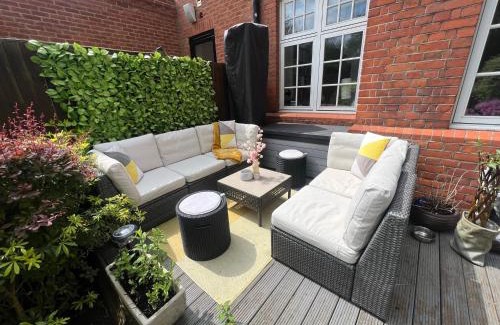 Surbiton Hill Casa | The Victorian Rooms