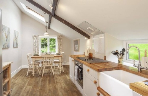 Dulverton Cabaña | The Victorian Wing Cottage at Stockham Farm Exmoor