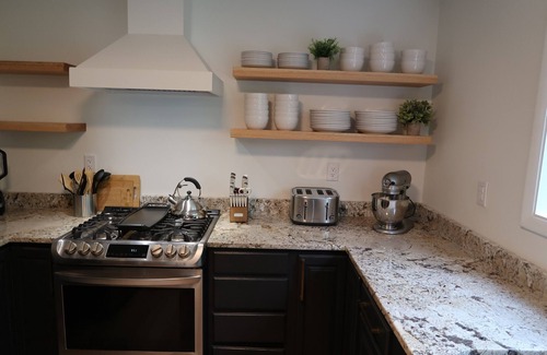 Nashport Casa | The View at Buckeye Lake - the ultimate lakefront retreat for 12.