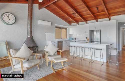 Bermagui Casa | The view Impressive beachfront home Bermagui