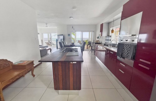 Silver Sands Apartamento | The View - Lower Deck - Seafront