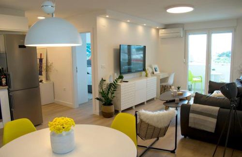 Makarska Old Town Apartamento | The View luxury apartment 2+2 in a strict center