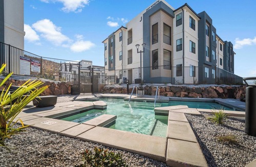 St. George Condominio | The View Resort Amenities & Epic Views!