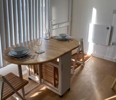 Cromer Chalet De Esquí | The View. Stylish modern Chalet in great location.