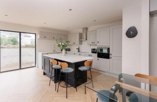 Newcastle Casa | The Views Cottage