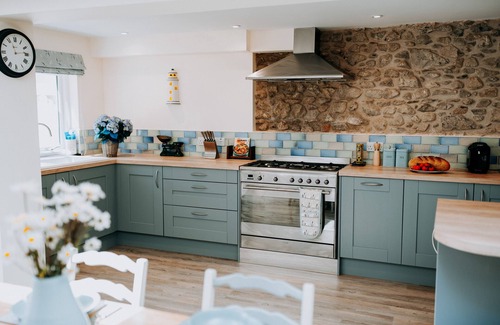 St Davids Casa | The Villa - A beautiful Pembrokeshire townhouse in the heart of St Davids