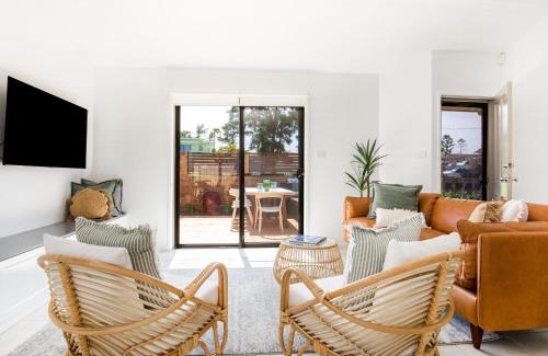 Culburra Beach Casa | The Villa at Culburra I Pet Friendly I 4 Mins Walk to Beach