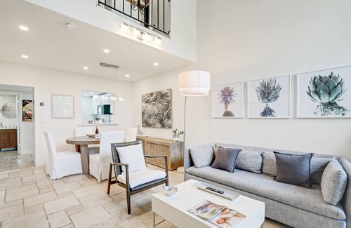 Miami Shores Casa | The Villa at St. James Place, unit e Luxury, Pet Friendly