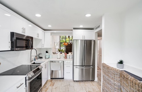 Miami Shores Casa | The Villa at St. James Place, unit e Luxury, Pet Friendly