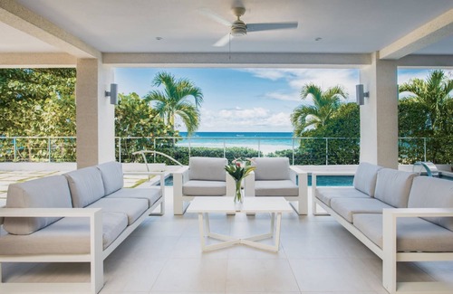 Old Trees Bay Casa | The Villa at The Saint James by Blue Sky Luxury