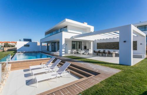 Mafra Villa | The Villa/Ericeirahills