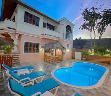 Nanai Road Hotel | The Villa Residences Resort