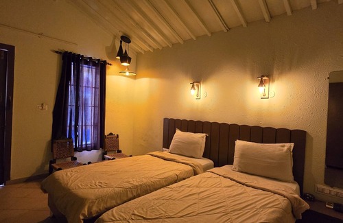 Mundra Complejo | The village resort