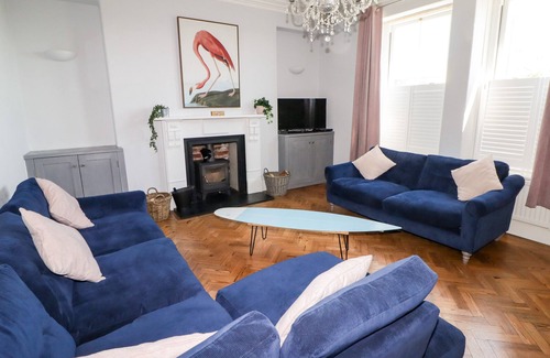 Southerndown Casa | THE VINES, family friendly, luxury holiday cottage in Southerndown