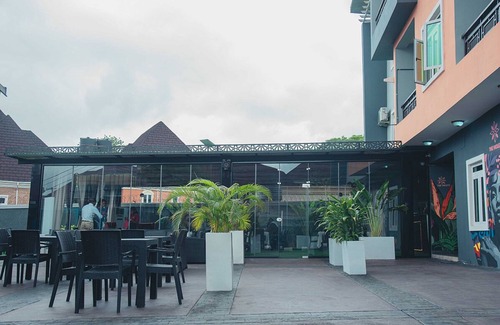 Onitsha Apartamento | The Violets Hotel and Apartments