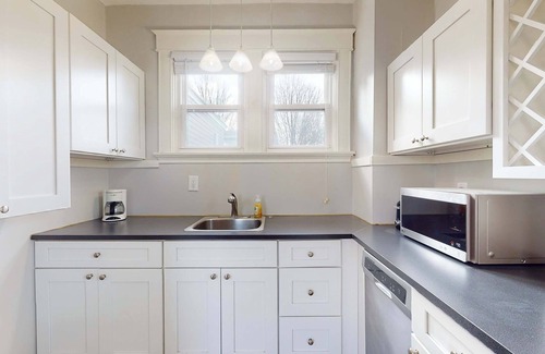 Hyde Park Apartamento | The Vista View Villa 2 – Charming Retreat for 4!