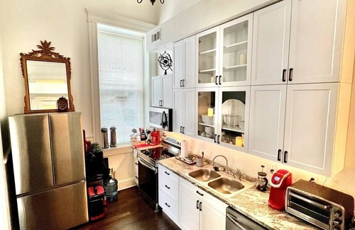 Mansfield Apartamento | The Voegele Historic Loft BnB Apartment