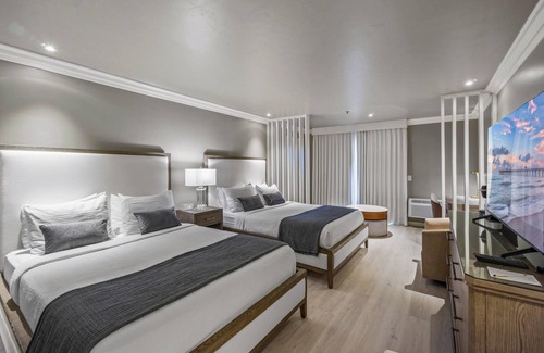 San Clemente Hotel | The Volare near San Clemente Beach, Ascend Hotel Collection