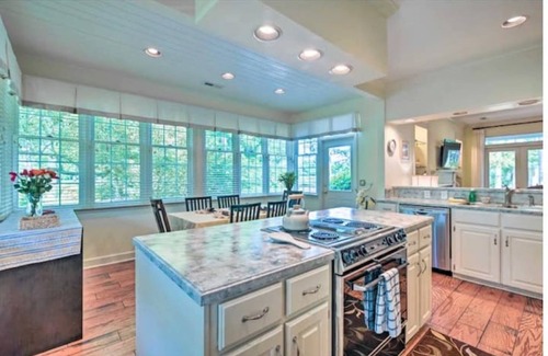 Murrells Inlet Cabaña | The W. of Wachesaw