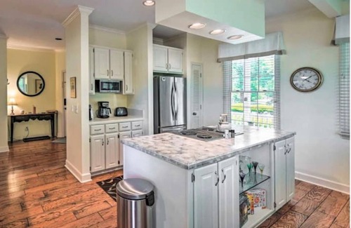 Murrells Inlet Cabaña | The W. of Wachesaw